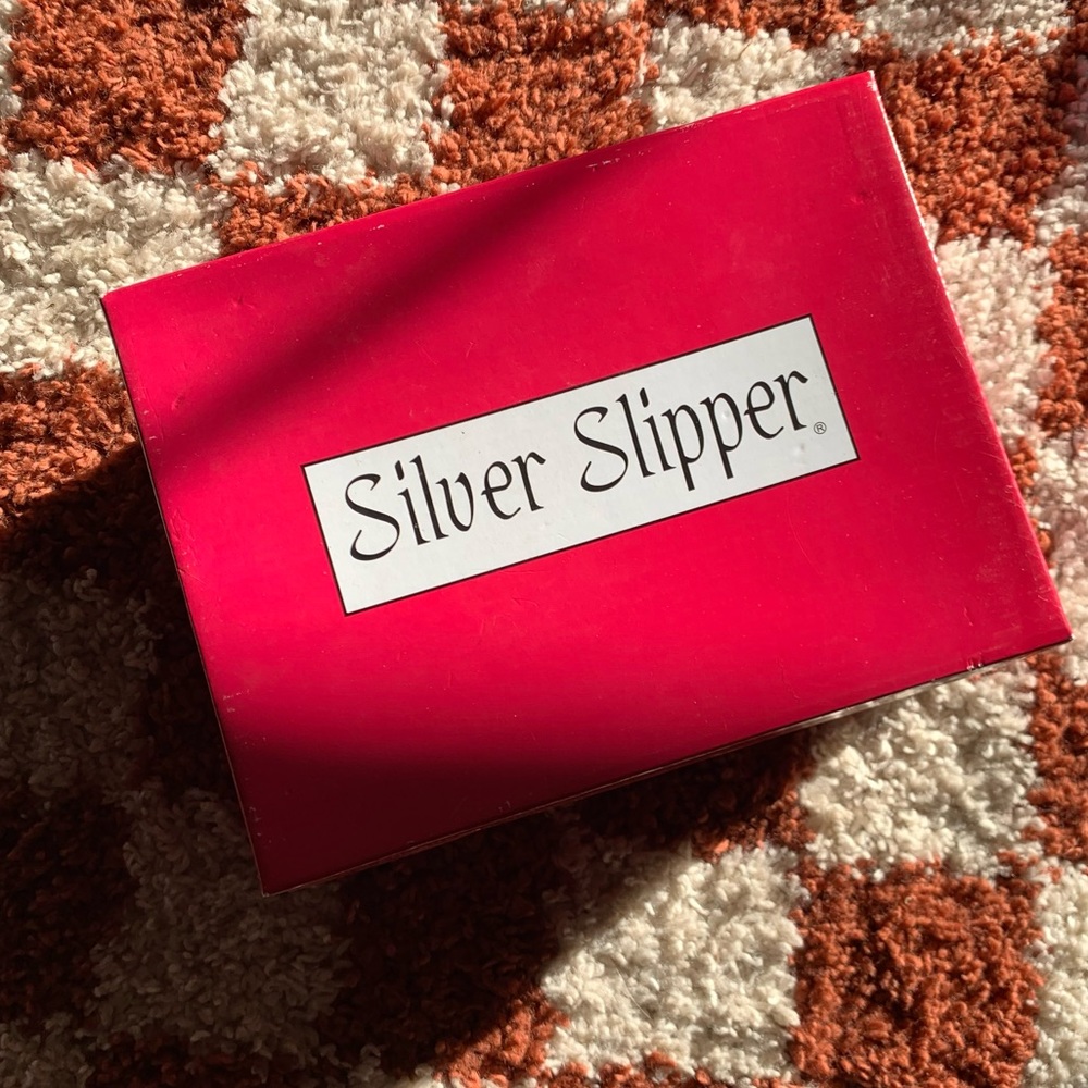 Black rhinestone heels || Size 8 WIDE